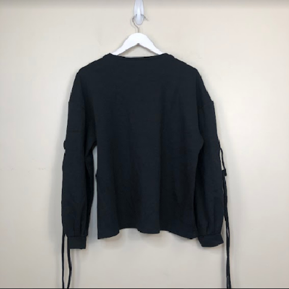 Velvet Heart Lucille Grommet Tie Sleeve Sweatshirts Pullover Black M, $50 NWT - Picture 3 of 3
